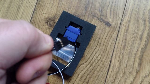 Power hd tr-4 6v - 7.4v waterproof micro servo. смотреть онлайн