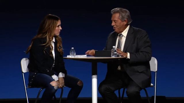 Speaker Sneak Peek: John Maxwell and Rachel Hollis LIVE2LEAD 2019 смотреть онлайн