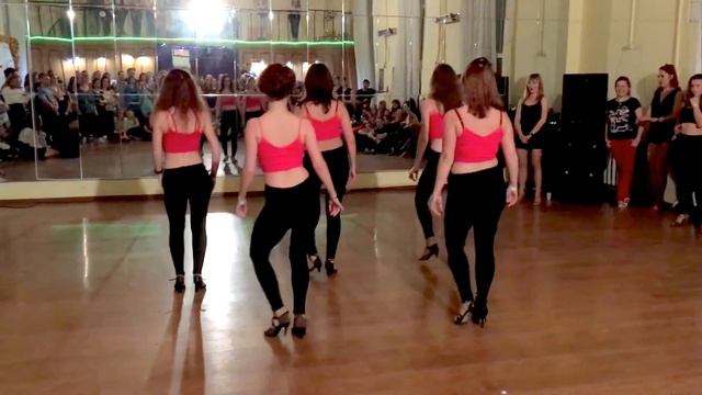 Jakara super beauty girls show at Salsa Club Lviv смотреть онлайн