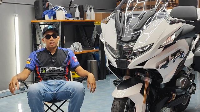 Review BMW R1250RT 2023 смотреть онлайн