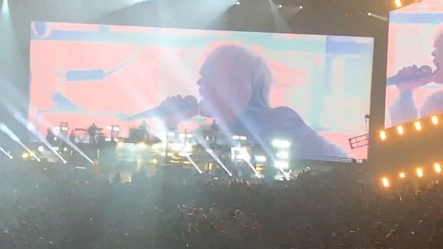 WRECKING BALL,/NOTHING COMPARES 2 U / PARTY IN THE USA Miley Cyrus Feb 12,2022