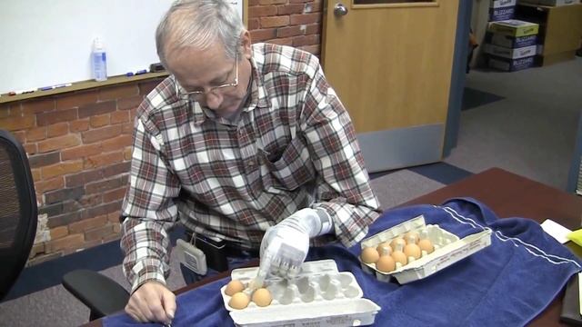 DARPA - DEKA Arm System Advanced Electromechanical Prosthetics [1080p] смотреть онлайн