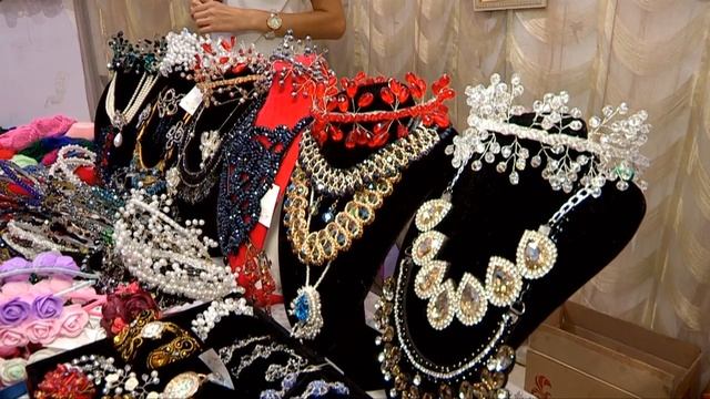 Қолөнер шеберлері «Көрме орталығында» бас қосты смотреть онлайн