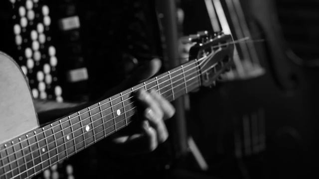 Shalom Alechem - Barcelona Gipsy Klezmer Orchestra Live смотреть онлайн