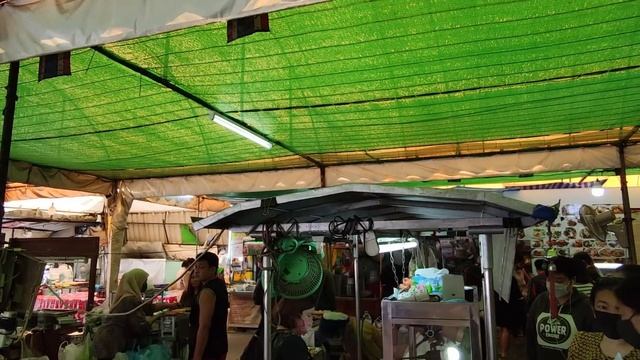 Thai Street Food Restaurants in Bangkok| Only Take Away After Shutdown смотреть онлайн