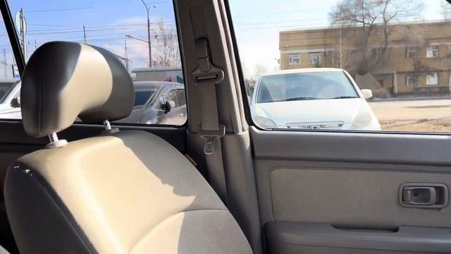 Nissan Cube, 2001 год. смотреть онлайн