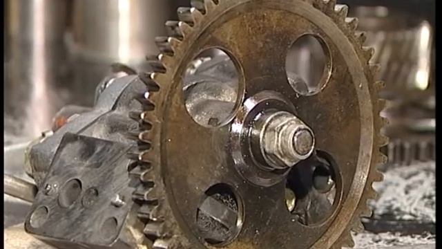 2001 12   Мегион МНГ АРБ Вадим Олейников