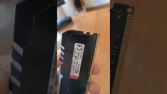 Оперативная память Kingston HyperX fury 16Gb 2666 rgb смотреть онлайн