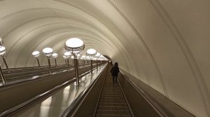 Метро Москвы | Подборка прибытие и отправление поездов станция Окружная | Верхние Лихоборы