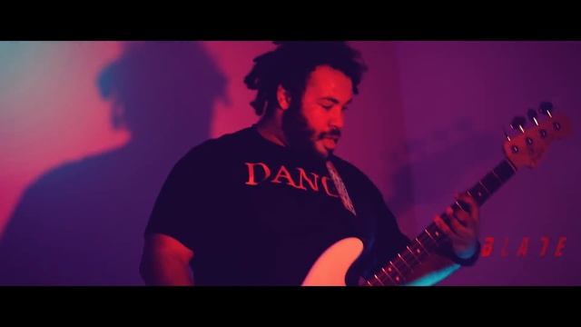 Stereo Riots - Restless Radar (Music Video) смотреть онлайн