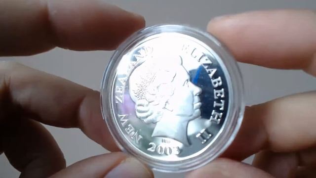 New Zealand Elizabeth II 2003 1$ Coin