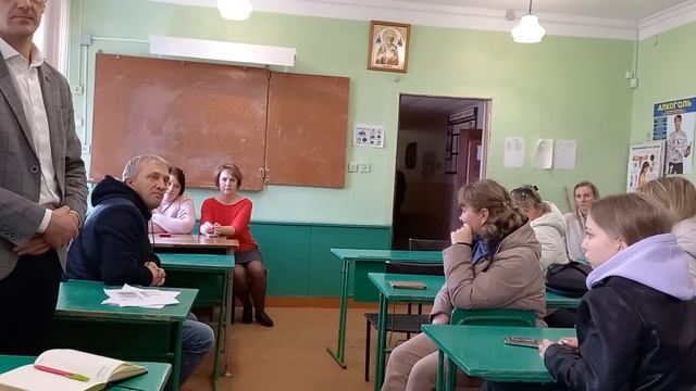Директор ДепЗдрава идёт на уступки студентам медколледжа. Но до победы ещё далеко! смотреть онлайн