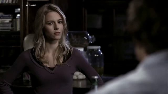 Сэм пристает к Джо  | Сверхъестественное 2х14