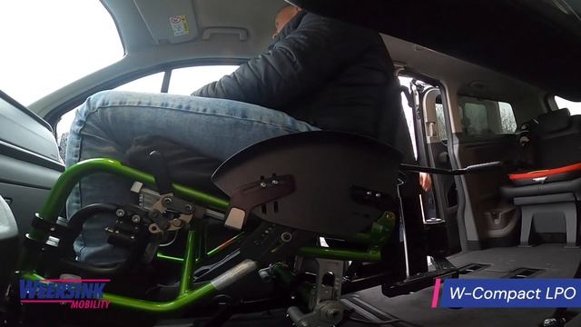 Rolstoelbus: Meerijden In Rolstoel (Lift: W-Compact LPO)