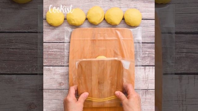 Mini pancakes: soft and moist thanks to kefir! смотреть онлайн