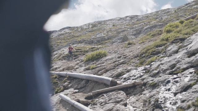 No Room For Mistakes! High-Alpine MTB in the Dolomites with Tom Oehler смотреть онлайн
