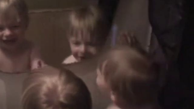 Близнецы и зеркало смотреть онлайн