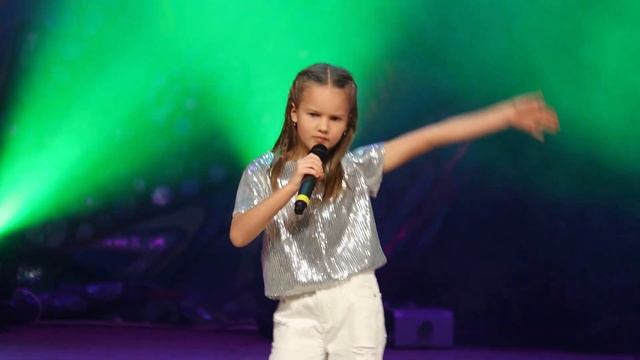 Бобылева Александра «Два крыла» смотреть онлайн