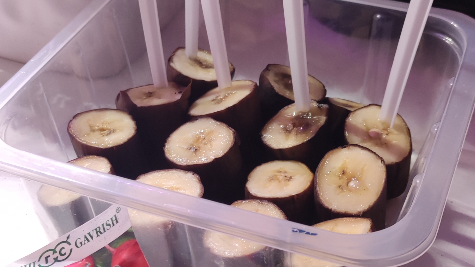 Посев семян в бананы!)🍌 смотреть онлайн