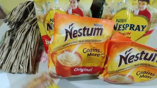Unboxing Nestle Nespray, Nestum Original 3In1, Maggi Instant Noodles -Susu Tepung, Nestum, Mi Seger смотреть онлайн