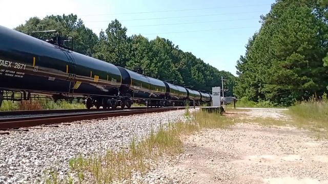 CSX SD70MAC Rebuild 4558 leads K443-07 /w foreign power смотреть онлайн