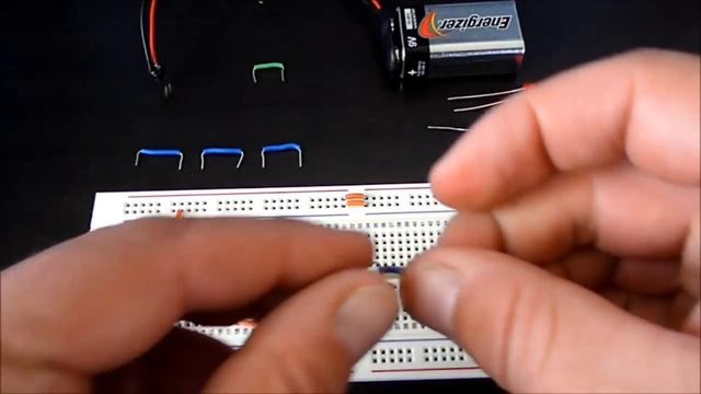 555 Timer Circuits - Fading LED смотреть онлайн