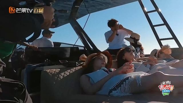 【FULL】迪丽热巴秦岚导游交接仪式告别克罗地亚 秦海璐辛芷蕾蓝洞跳岛游心愿达成 | 花儿与少年5·丝路季 Divas Hit The Road S5 EP09 | MangoTV смотреть онлайн