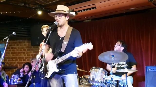 Alan Vega - The House is Rockin' - Ojos abiertos *Mala Cara* 20220618 000655 смотреть онлайн