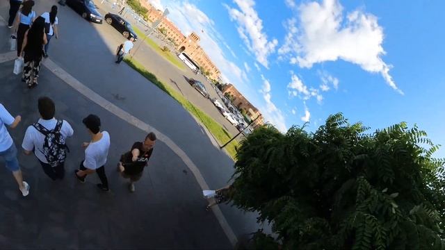 Утро 274. Ереван. Площадь республики