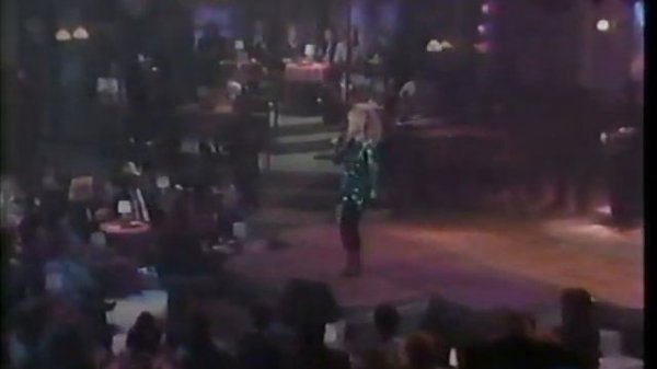 Dolly Parton - 9 To 5 (Live) The Dolly Show