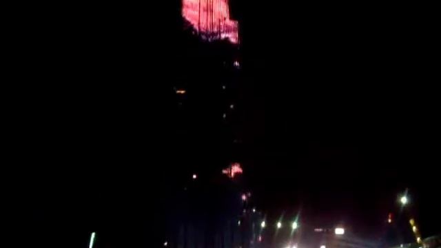 Светлинно ШОУ от ДУБАЙ смотреть онлайн