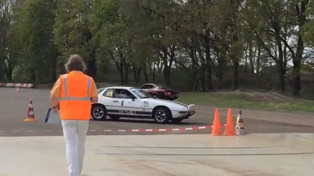 Slalom weert 2014 testingtimes Toyota celica ta22 1973 смотреть онлайн