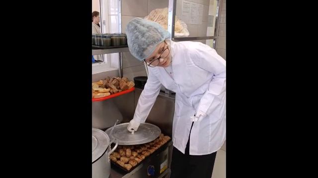 Столовая.mp4 смотреть онлайн