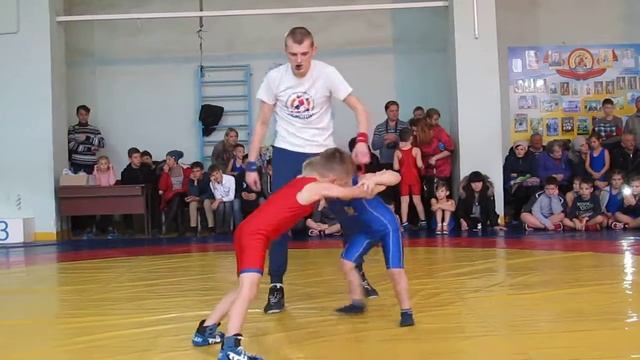 Боротьба - діти! Клуб Чемпіон змагання з вільної боротьби, м.Токмак