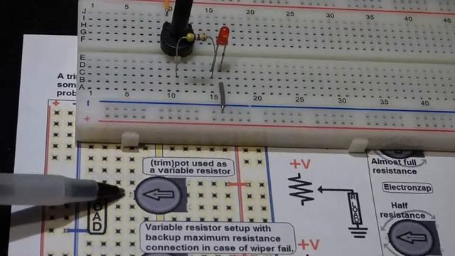 How to use a trimmer potentiometer trimpot variable resistor or voltage divider on a breadboard смотреть онлайн