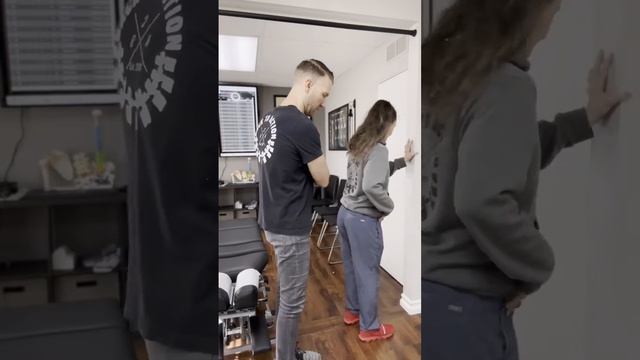 STATIC VS DYNAMIC HIP WARMUP 💪🏼 MUST SEE! #Stretches #Workout #Crossfit #Sports #Yoga #Gym #FYP