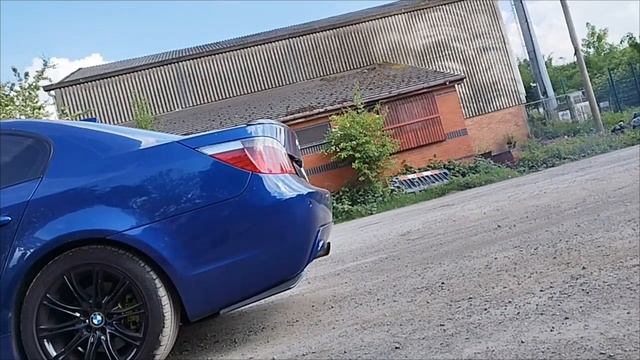 Straight Through E60 Exhaust BMW 5 Series 525D 2.5 смотреть онлайн
