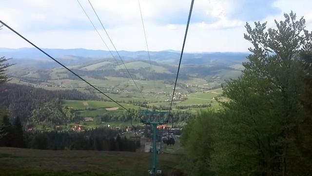Спуск на канатній дорозі в карпатах "Пилипець" смотреть онлайн