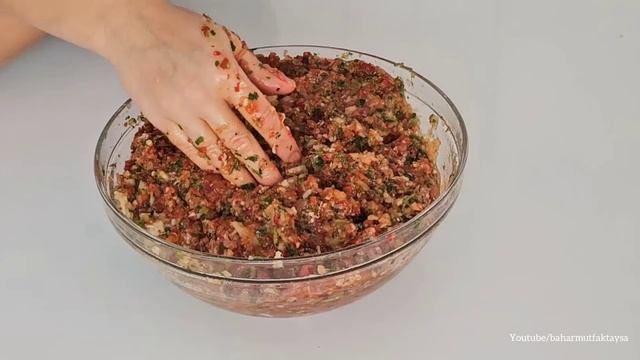 TEPSİ TEPSİ YAPIYORUM YAPILDIĞI ANDA BİTİYOR❗️ÇITIR ÇITIR PİDE GÖRÜNÜMLÜ LAHMACUN TARİFİ💯YİYENHAYRA смотреть онлайн