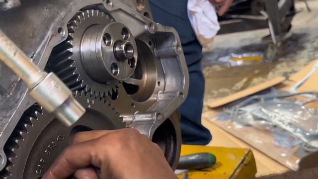 Cummins B3.9 engine overhauling full informative video how rebuild Cummins engine #cummins #shorts смотреть онлайн