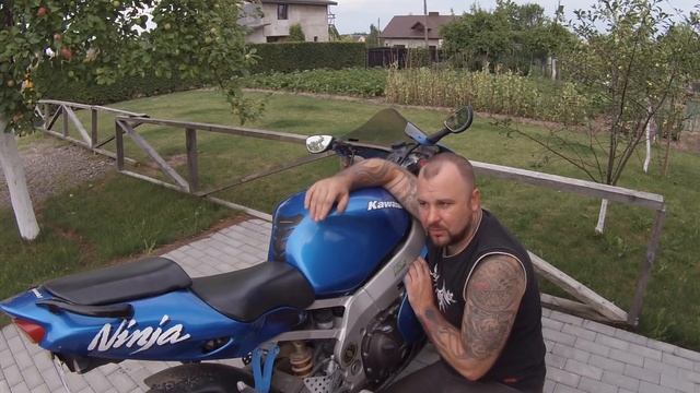 KAWASAKI ZX9R apžvalga (MOTO GURIS) смотреть онлайн