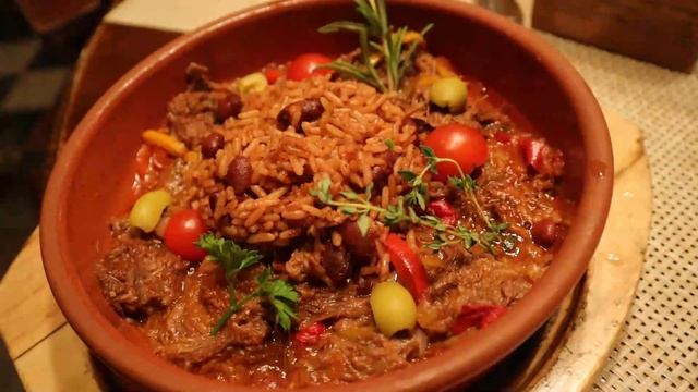 Nos fuimos a un RESTAURANTE CUBANO🇨🇺en el CENTRO de PITER! Primera vez de Luciana y Familia!+🛳️ смотреть онлайн