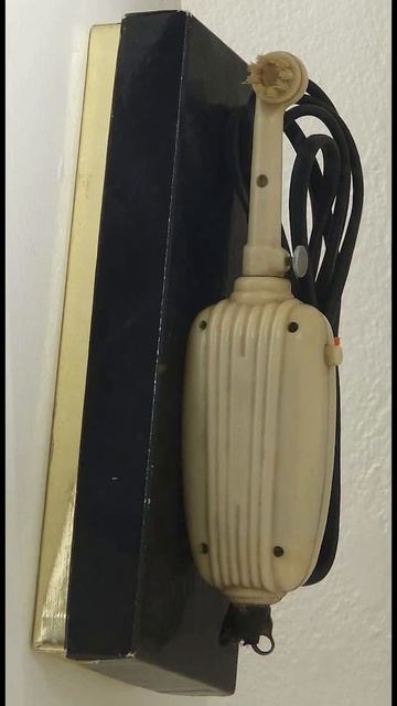 Electric Toothbrush .#technology #youtubeshorts #shots #investion смотреть онлайн