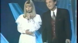 Tombe la neige_-_Salvatore Adamo & Dorothee.flv