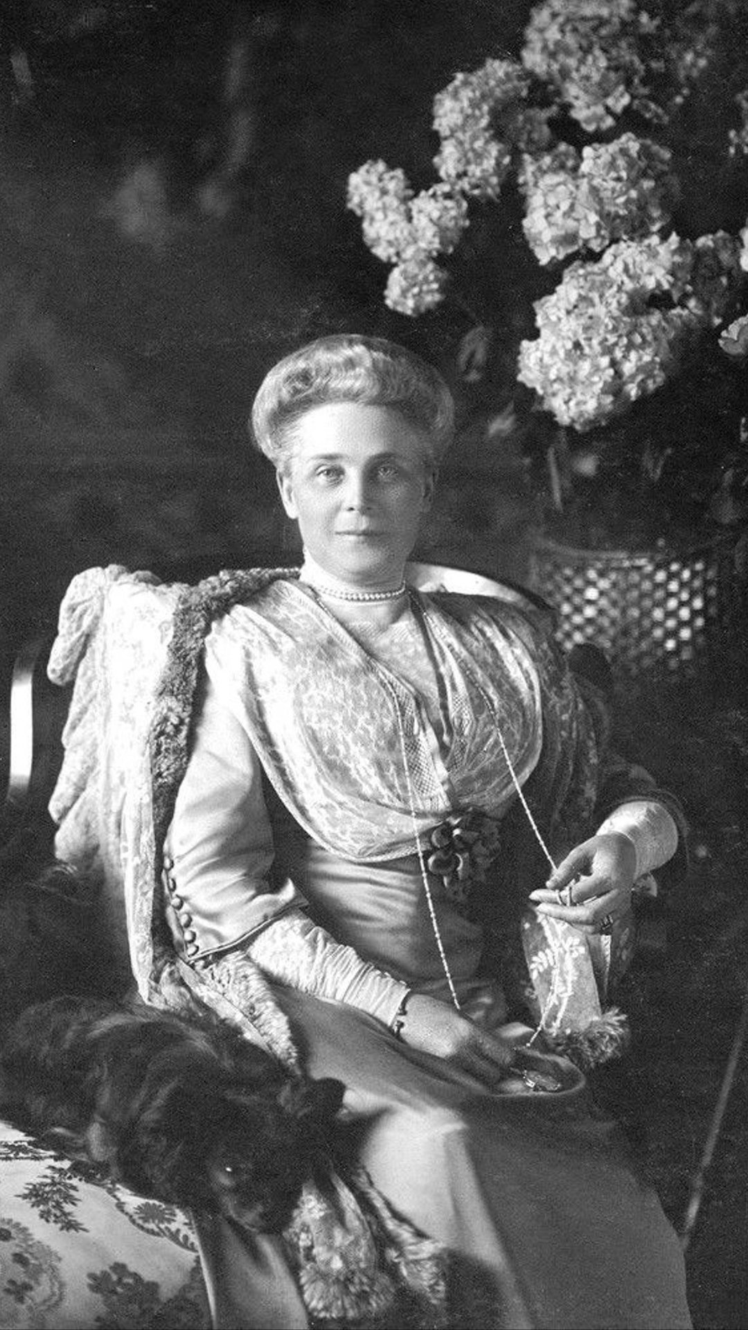 Княгиня Зинаида Юсупова - жена, мать, бабушка смотреть онлайн