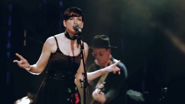 Ambrosia Parsley & The Elegant Too - Skin & Bone