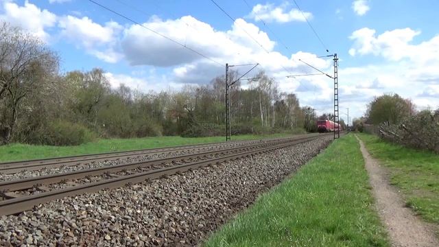 DB Regio 114 007 (James Bond) mit Doppelstockwagen bei Hanau West смотреть онлайн