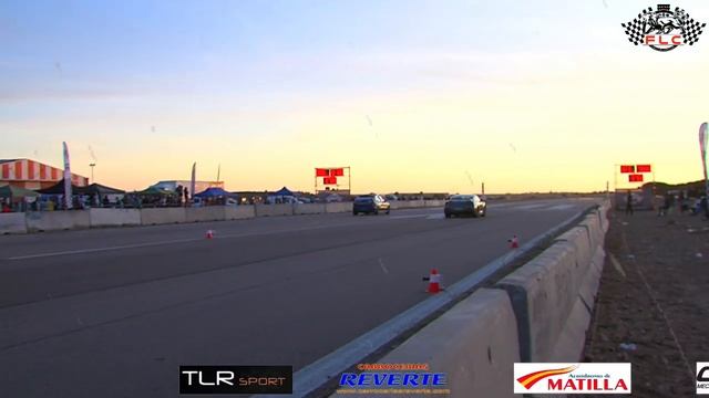 Leon 1.8t Turbos Online vs Nissan GTR смотреть онлайн