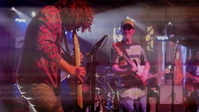 BIG Something - Megalodon [Official Video] смотреть онлайн