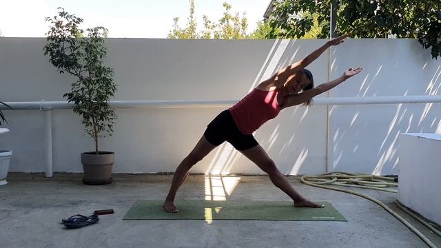 Йога средний уровень/Yoga Intermediaite